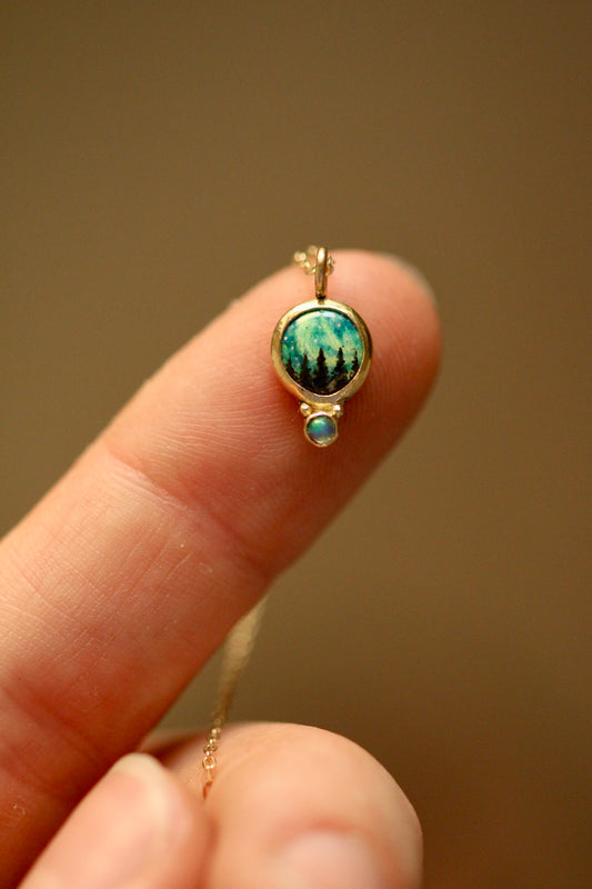 Northern lights pendant in solid 18k gold