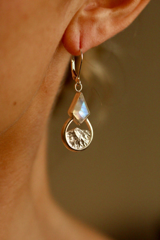 Over the mountain earrings